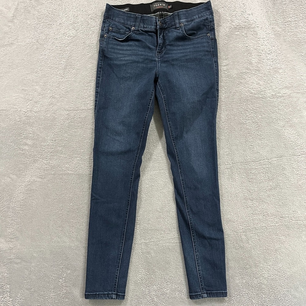 Torrid Jeans Womens 10R Bombshell‎ Skinny Mid Rise Normcore Whiskered